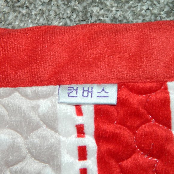 Hello Kitty Twin Size Thick Fleece Quilted Blanket - Picture 10 of 14